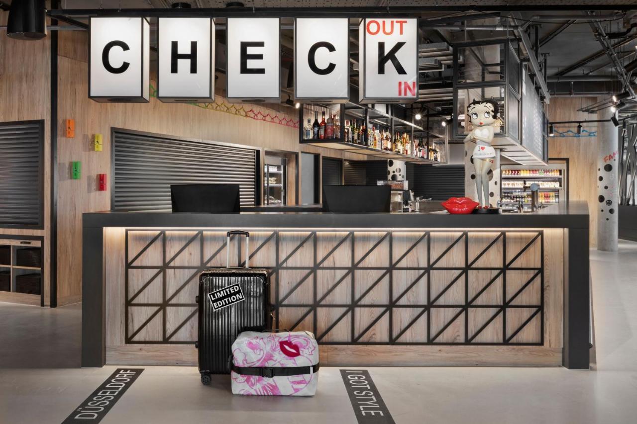 Moxy Duesseldorf City Zewnętrze zdjęcie