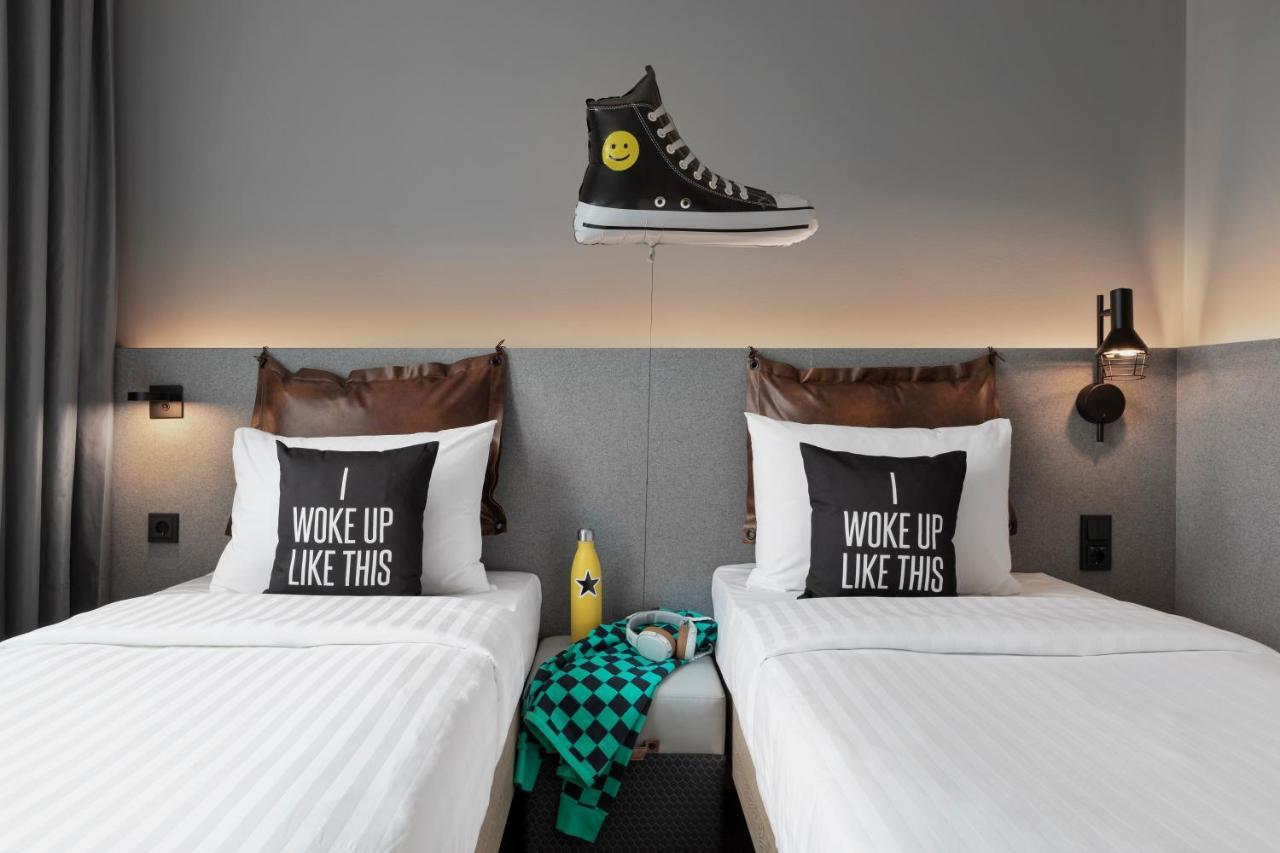 Moxy Duesseldorf City Zewnętrze zdjęcie