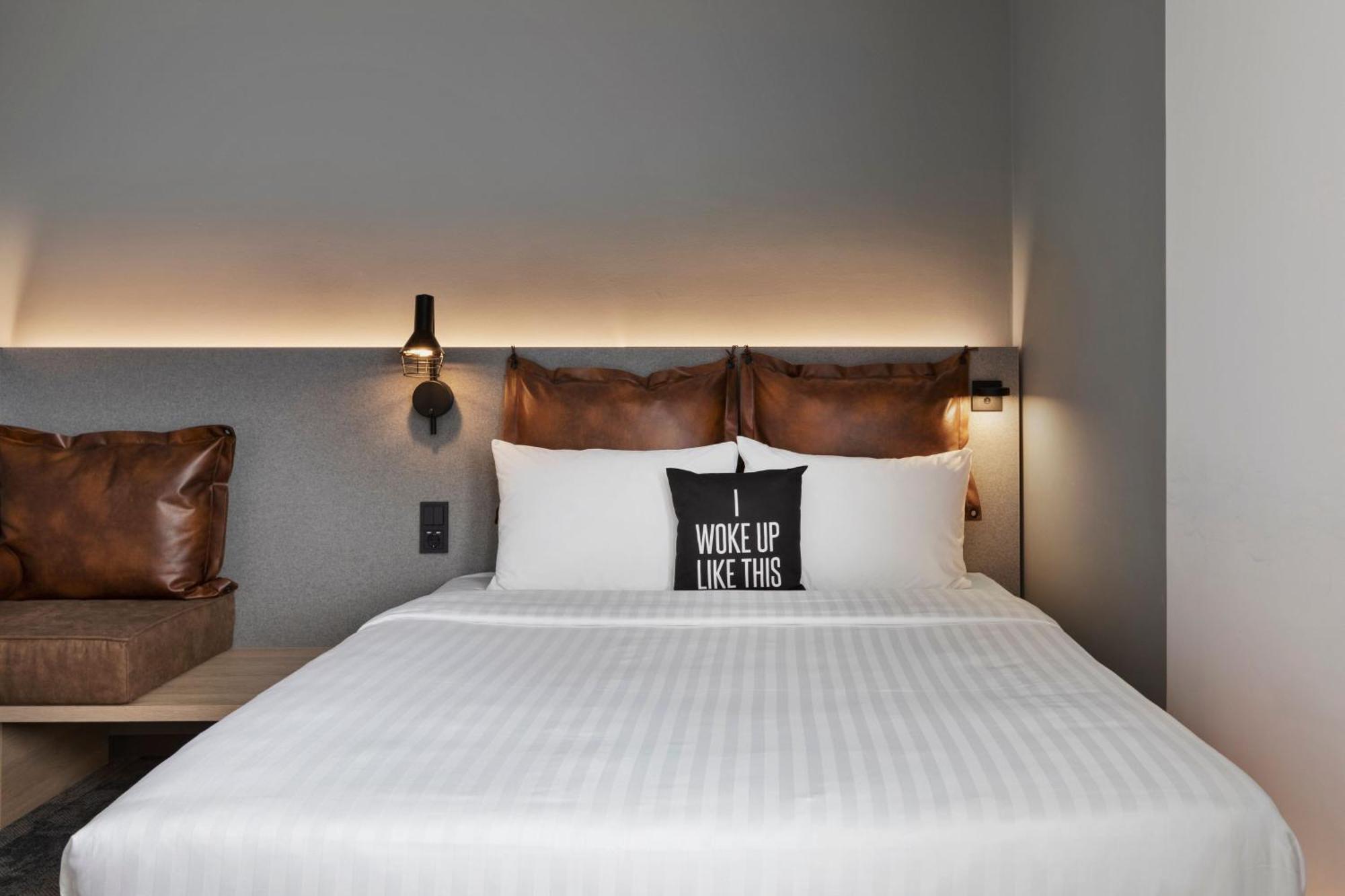 Moxy Duesseldorf City Zewnętrze zdjęcie